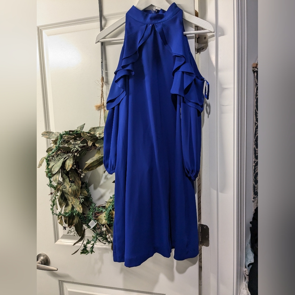 Gorgeous brand new cold shoulder dress Jessica Howard petite Macys blue …